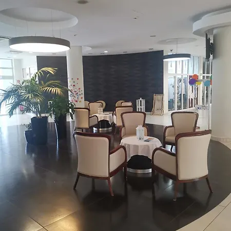 Апартаменты Diva Prywatny Z Balkonem