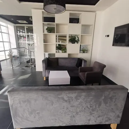 Diva Prywatny Z Balkonem Апартаменты