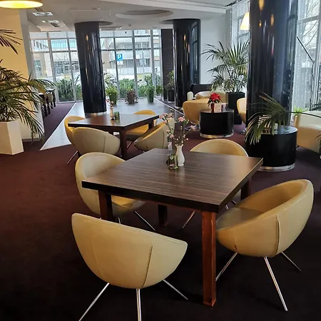 Апартаменты Diva Prywatny Z Balkonem *